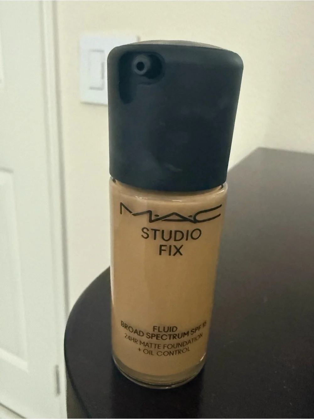 MAC Cosmetics Studio Fix Fluid Foundation C45 - Tan Shade